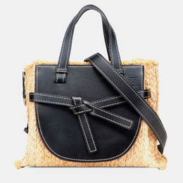 Loewe: Бежевая сумка на руку  Gate