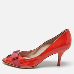 Salvatore Ferragamo: Оранжевые босоножки  Vara Bow
