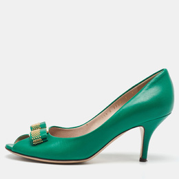 Salvatore Ferragamo: Зелёные босоножки  Vara Bow