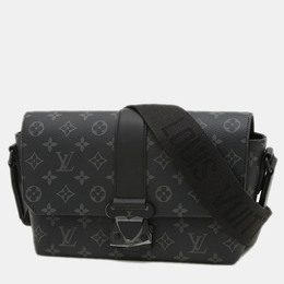 Louis Vuitton: Чёрный плащ 