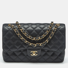 Chanel: Чёрная сумка 