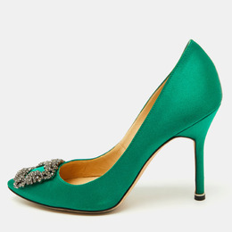 Manolo Blahnik: Зелёные туфли  Hangisi