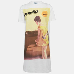 Prada: Белая футболка 
