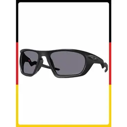 Oakley: Очки 