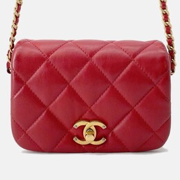 Chanel: Красная сумка 