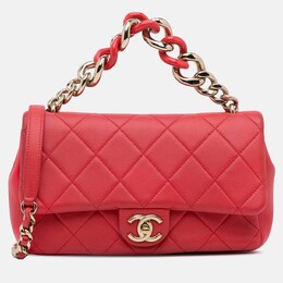 Chanel: Красная сумка 