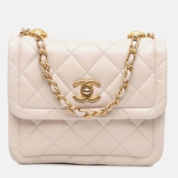 Chanel: Топ на пуговицах 