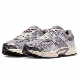 NIKE: Фиолетовые кроссовки 